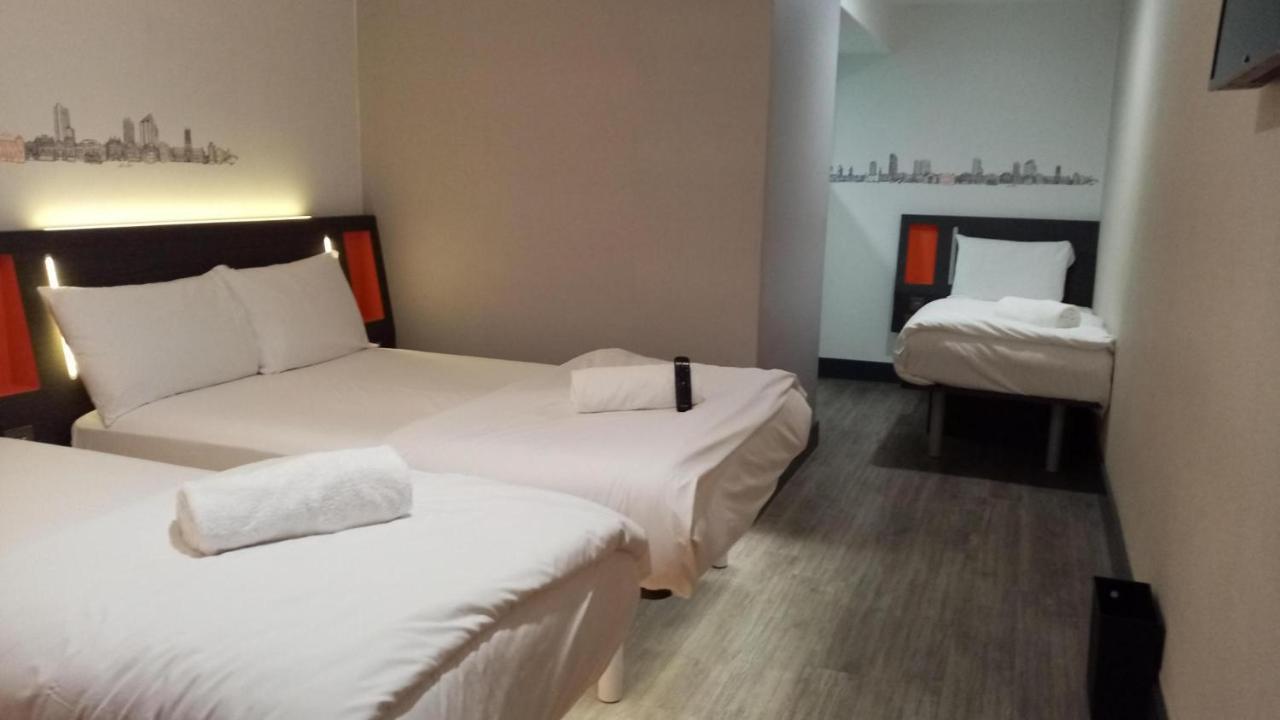 Easyhotel Leeds Eksteriør bilde